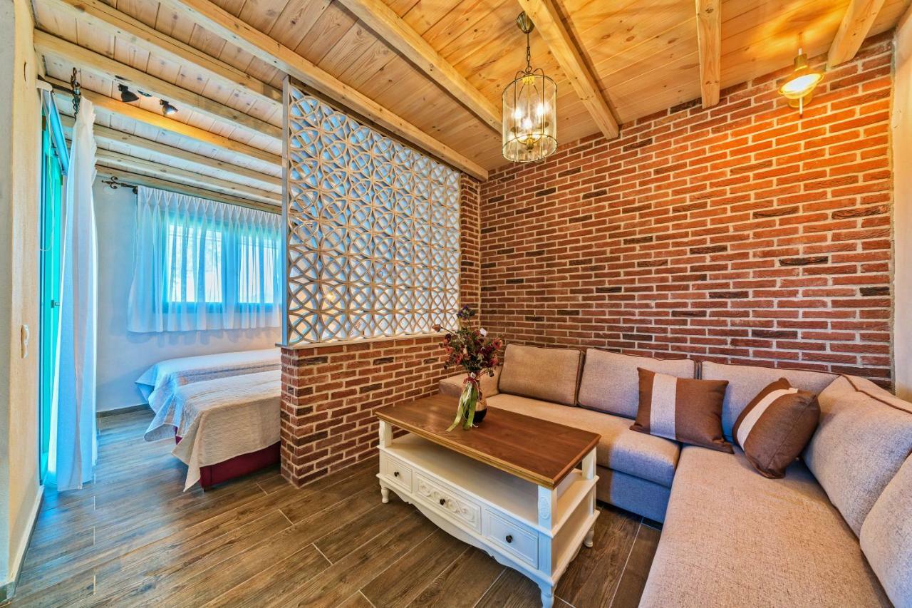 Mediterraneo Luxury Suites Halkidiki Vourvourou Exterior foto